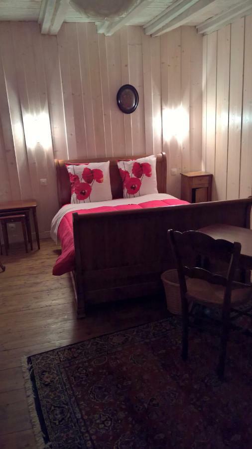 Chambre D Hote 1873 Frasne Luaran gambar